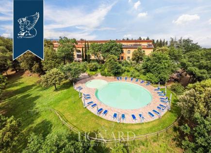 Hotel in Arezzo, Italy (price on request)