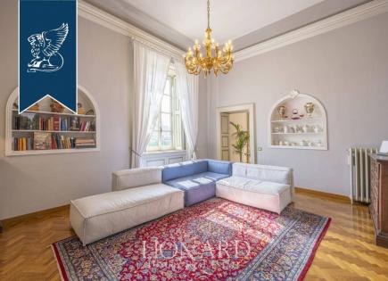 Apartment in Florence, Italy (price on request)