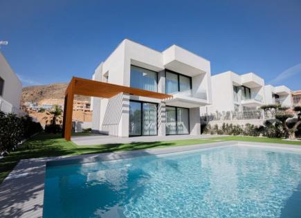 Villa for 840 000 euro in Finestrat, Spain