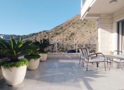 Flat for 165 000 euro in Becici, Montenegro