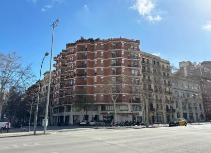 Apartment for 355 000 euro in Barcelona, Spain