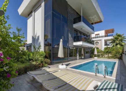 Villa for 450 000 euro in Konakli, Turkey