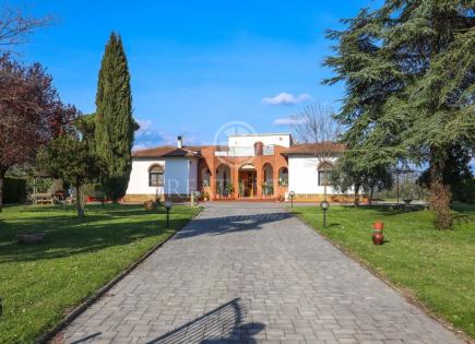 Villa for 370 000 euro in Chiusi, Italy