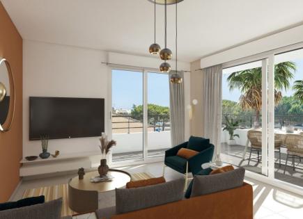 Apartment für 482 000 euro in Villeneuve-Loubet, Frankreich