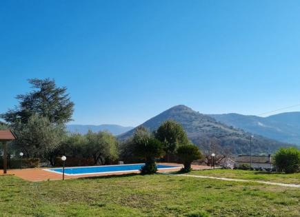 House for 350 000 euro in Rieti, Italy