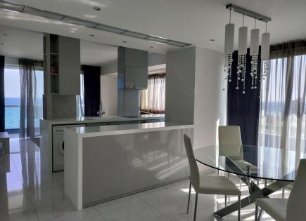 Flat for 950 000 euro in Limassol, Cyprus