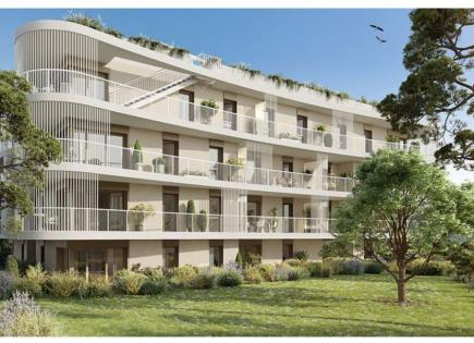 Apartamento para 318 000 euro en Antibes, Francia