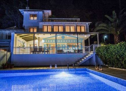 Villa for 490 euro per day in Kassandra, Greece
