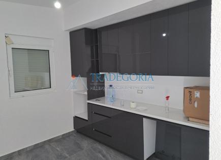 Flat for 100 000 euro in Dobra Voda, Montenegro