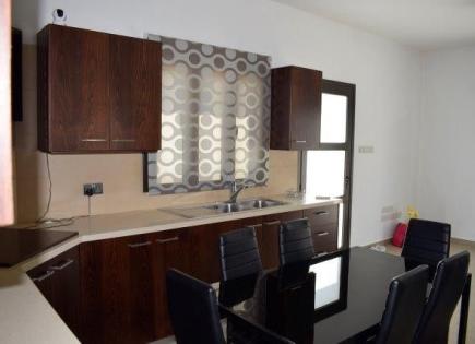 Villa para 300 000 euro en Lárnaca, Chipre