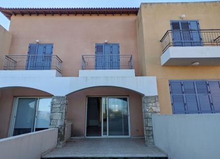 Villa for 175 000 euro in Paphos, Cyprus