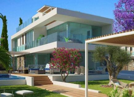 House for 955 000 euro in Paphos, Cyprus