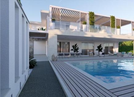 Villa for 5 900 000 euro in Forte dei Marmi, Italy