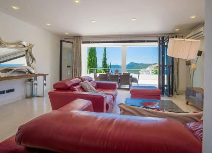 Villa for 510 000 euro on Lustica peninsula, Montenegro