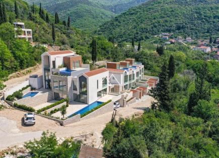 Townhouse for 610 000 euro in Tivat, Montenegro