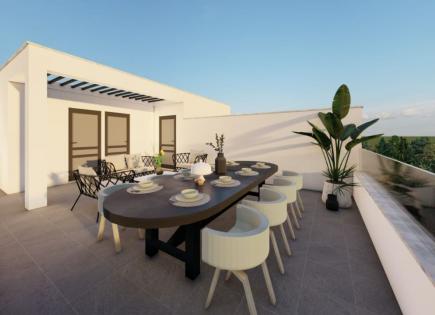 Penthouse für 230 000 euro in Larnaka, Zypern