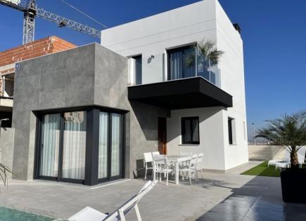 Villa for 500 000 euro in Torrevieja, Spain