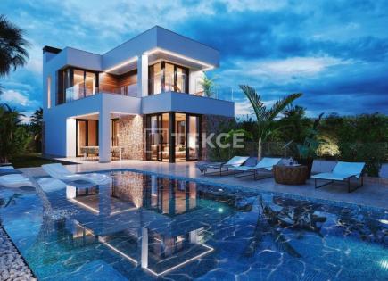 Villa for 835 000 euro in Finestrat, Spain