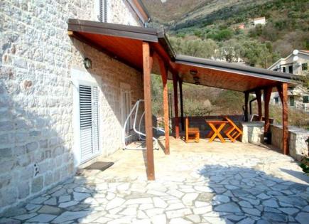 House for 650 000 euro in Kamenari, Montenegro