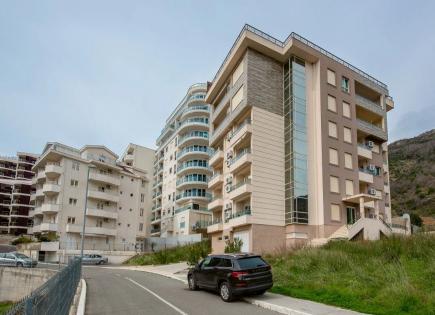 Appartement pour 126 000 Euro à Becici, Monténégro