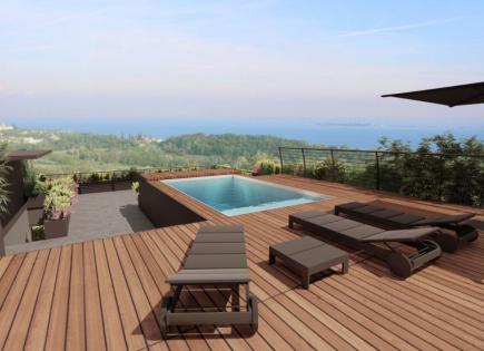 Flat for 2 200 000 euro in Padenghe sul Garda, Italy