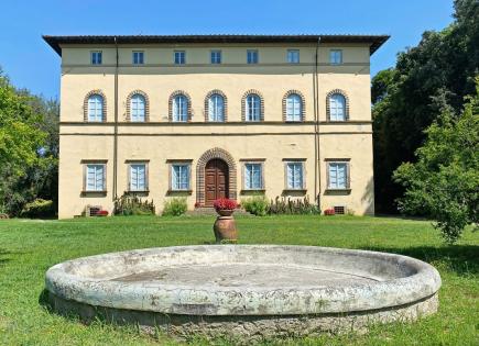 Manor for 15 000 000 euro in Lucca, Italy