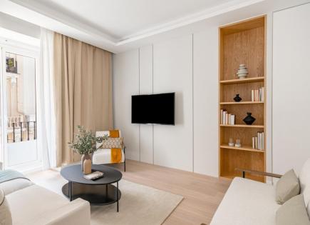Flat for 899 000 euro in Madrid, Spain
