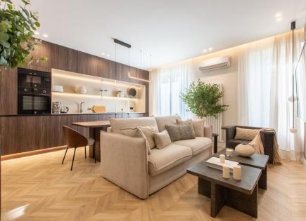 Flat for 890 000 euro in Madrid, Spain