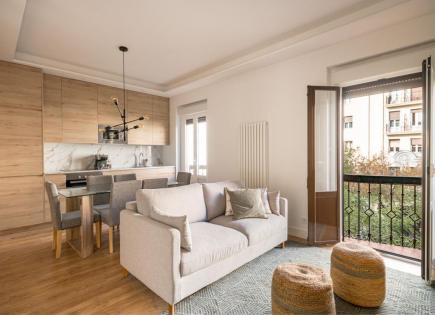 Flat for 929 000 euro in Madrid, Spain