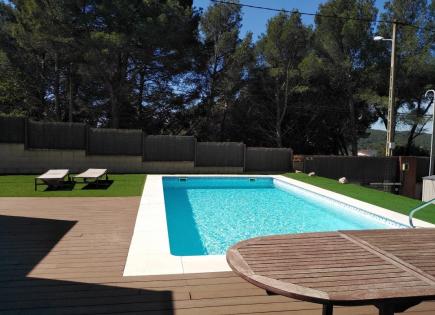 House for 750 000 euro on Costa Brava, Spain