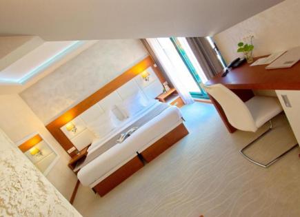 Hotel para 2 850 000 euro en Kotor, Montenegro