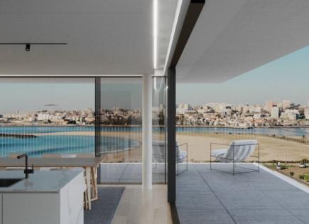 Flat for 775 000 euro in Vila Nova de Gaia, Portugal