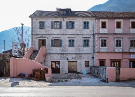 Haus für 700 000 euro in Muo, Montenegro