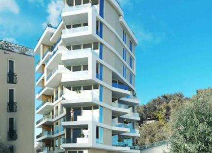 Wohnung für 450 000 euro in Rafailovici, Montenegro