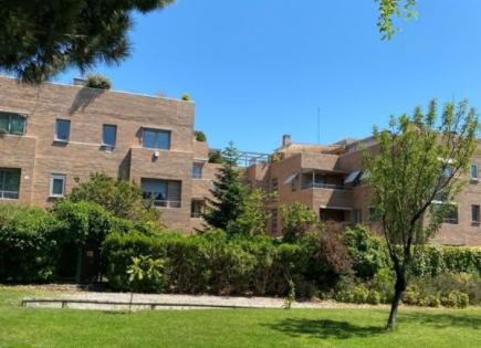 Flat for 790 000 euro in Madrid, Spain