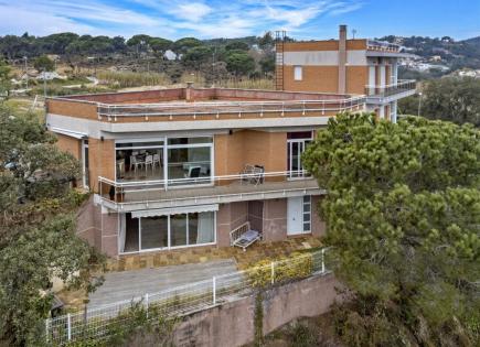 House for 405 000 euro on Costa Brava, Spain