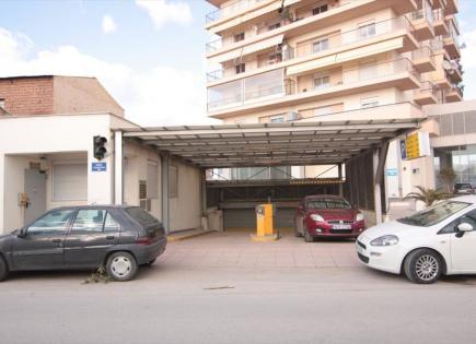 Commercial property for 2 300 000 euro in Thessaloniki, Greece