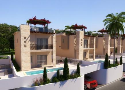 House for 440 000 euro in Paphos, Cyprus