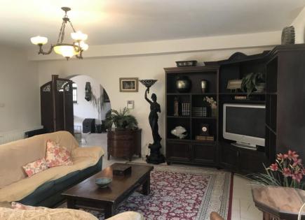 House for 1 000 000 euro in Larnaca, Cyprus
