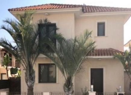 Casa para 380 000 euro en Lárnaca, Chipre