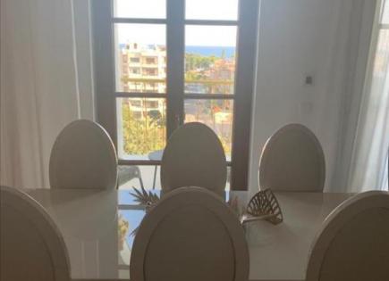 Flat for 1 250 000 euro in Limassol, Cyprus