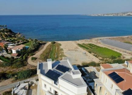 House for 2 800 000 euro in Paphos, Cyprus