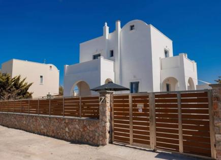 House for 850 000 euro on Santorini, Greece