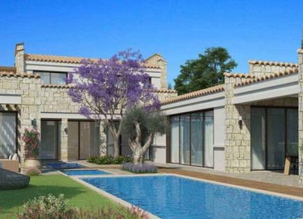 House for 1 614 000 euro in Paphos, Cyprus