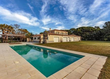 Manor for 2 300 000 euro on Costa Brava, Spain