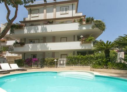Flat for 615 000 euro in San Benedetto del Tronto, Italy