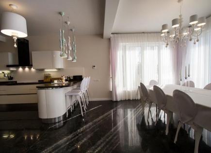 House for 2 600 000 euro in Rezevici, Montenegro