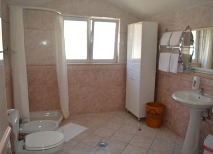 Commercial apartment building for 4 000 000 euro in Budva, Montenegro