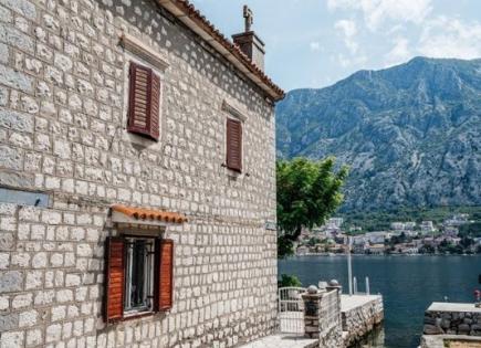 Casa para 350 000 euro en Muo, Montenegro