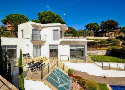 House for 850 000 euro on Costa Brava, Spain
